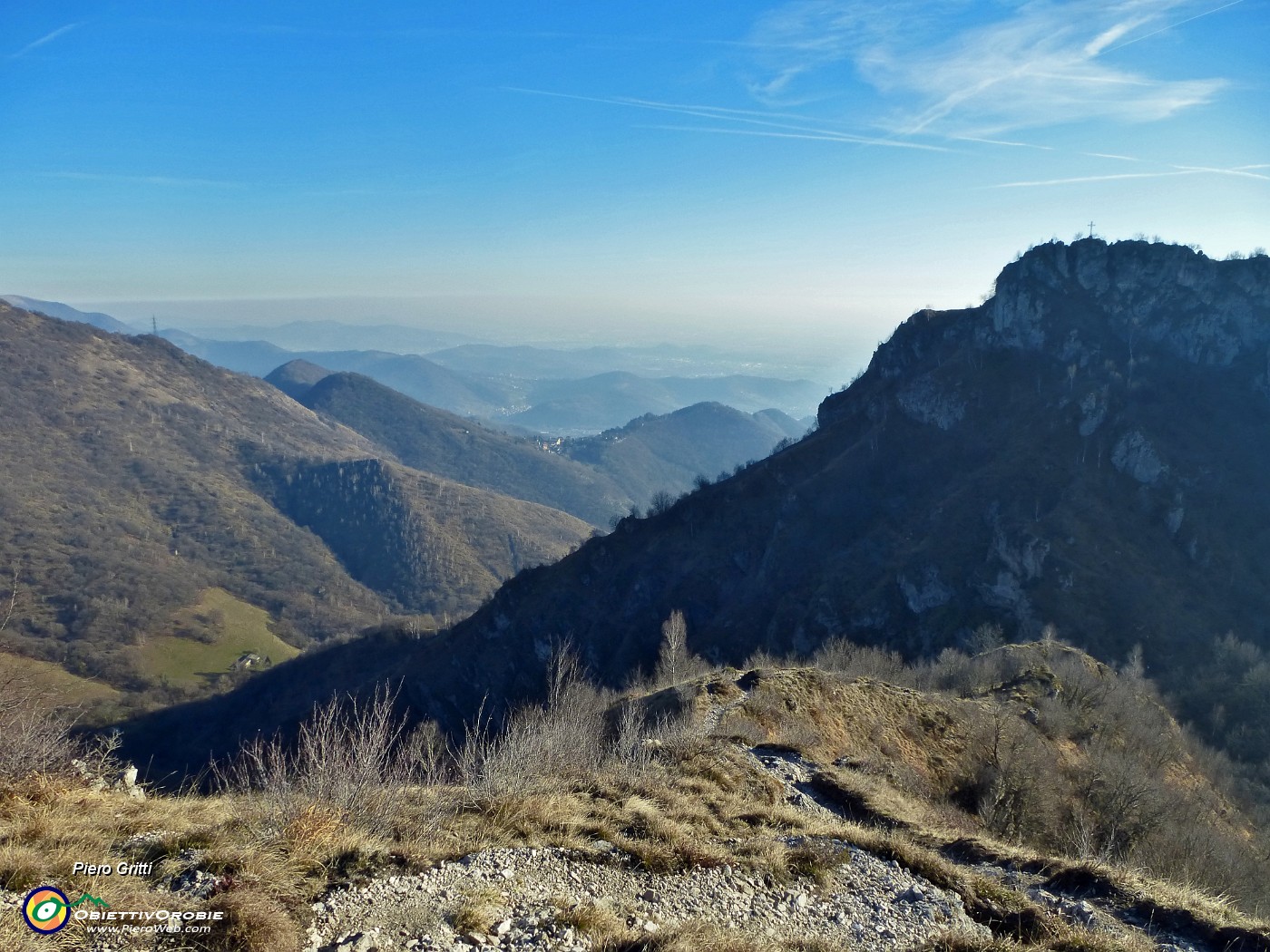 37 Ripida salita per il Costone.JPG